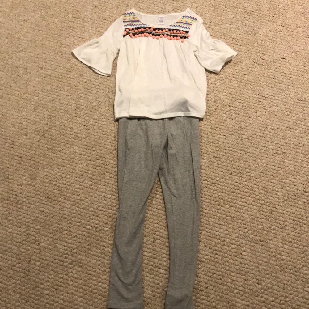 Young girls outfit.